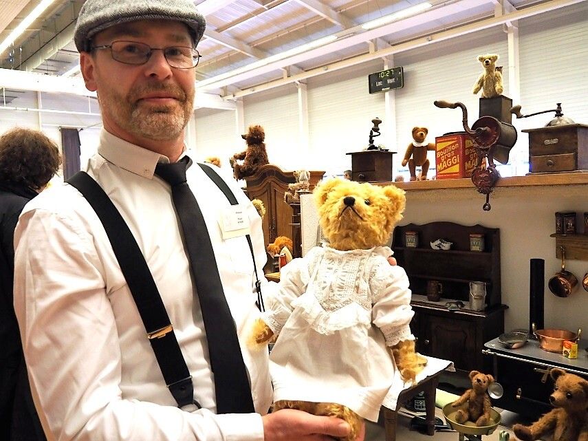 Démonstration participative : Comment fabriquer et restaurer un ours en peluche ?