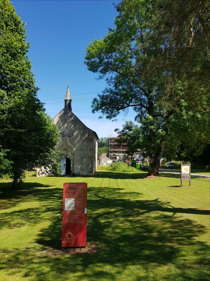 Visitez le site de l'abbaye de Morimond