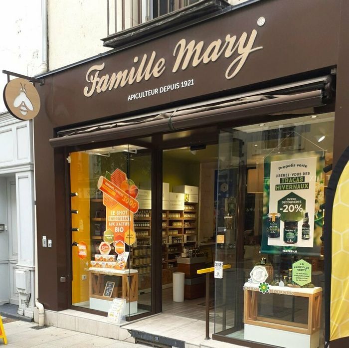 Découvrez les richesses de la ruche dans les boutiques Famille Mary