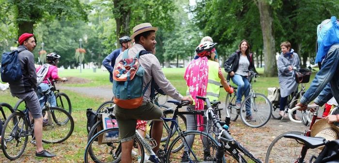 Journée du Vélo à BAYEUX, avec stand Dérailleurs d'infos et de gravage gratuit