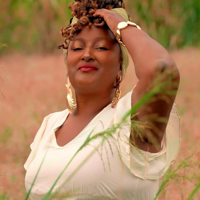 Affiche — Soirée du matrimoine : "Héritages au féminin, créations au présent"
Clôturé par le concert de MALKIJAH, Queen du Dancehall réunionnais