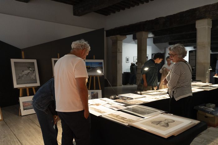 Vente de tirages photographiques par la société des amis du musée Nicéphore Niépce