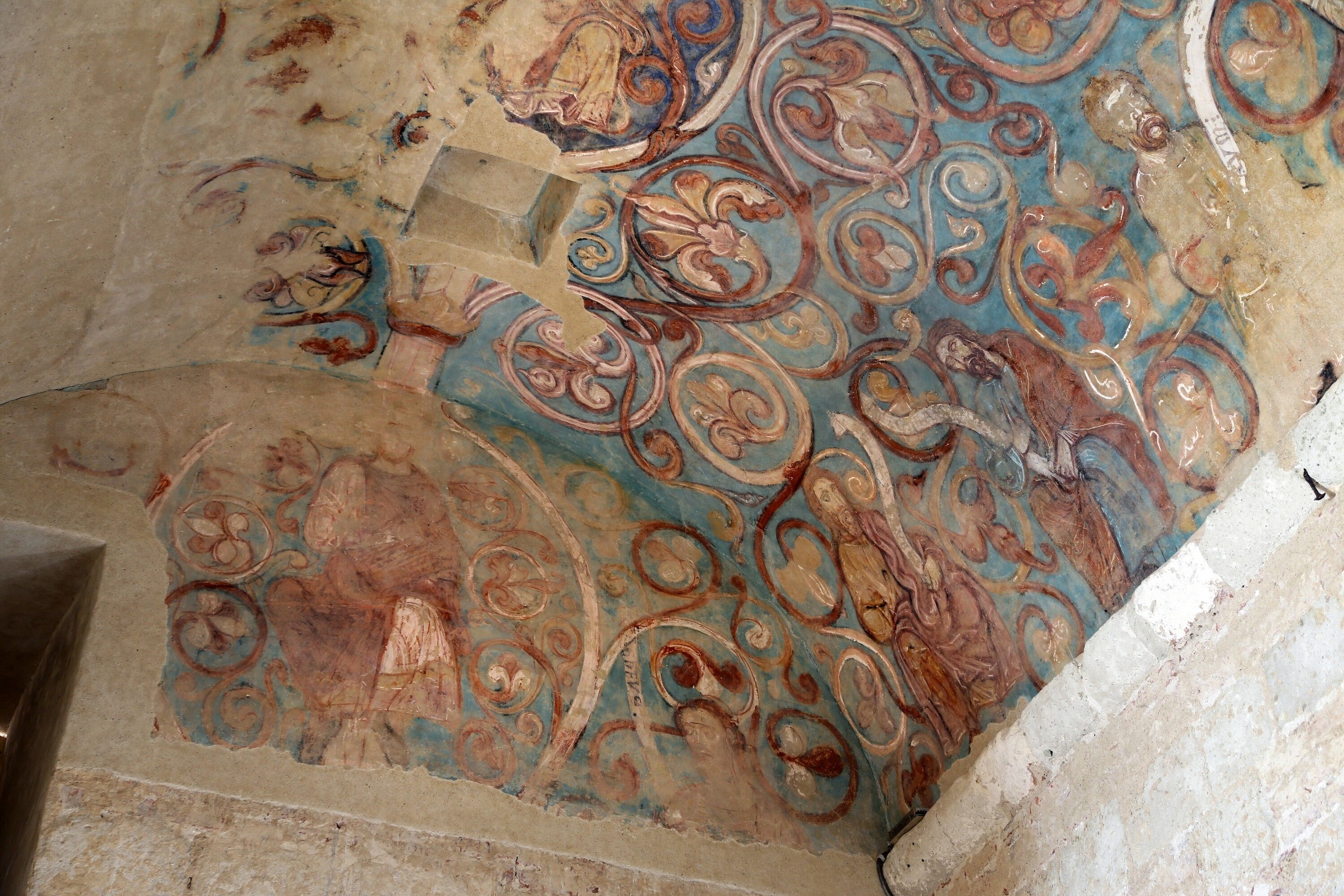 L'abbaye un monde en couleurs