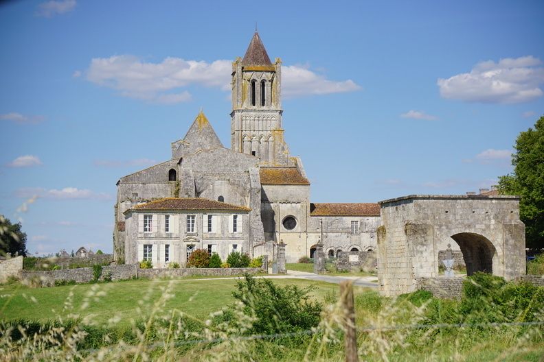 Visite guidée de l’abbaye de Sablonceaux