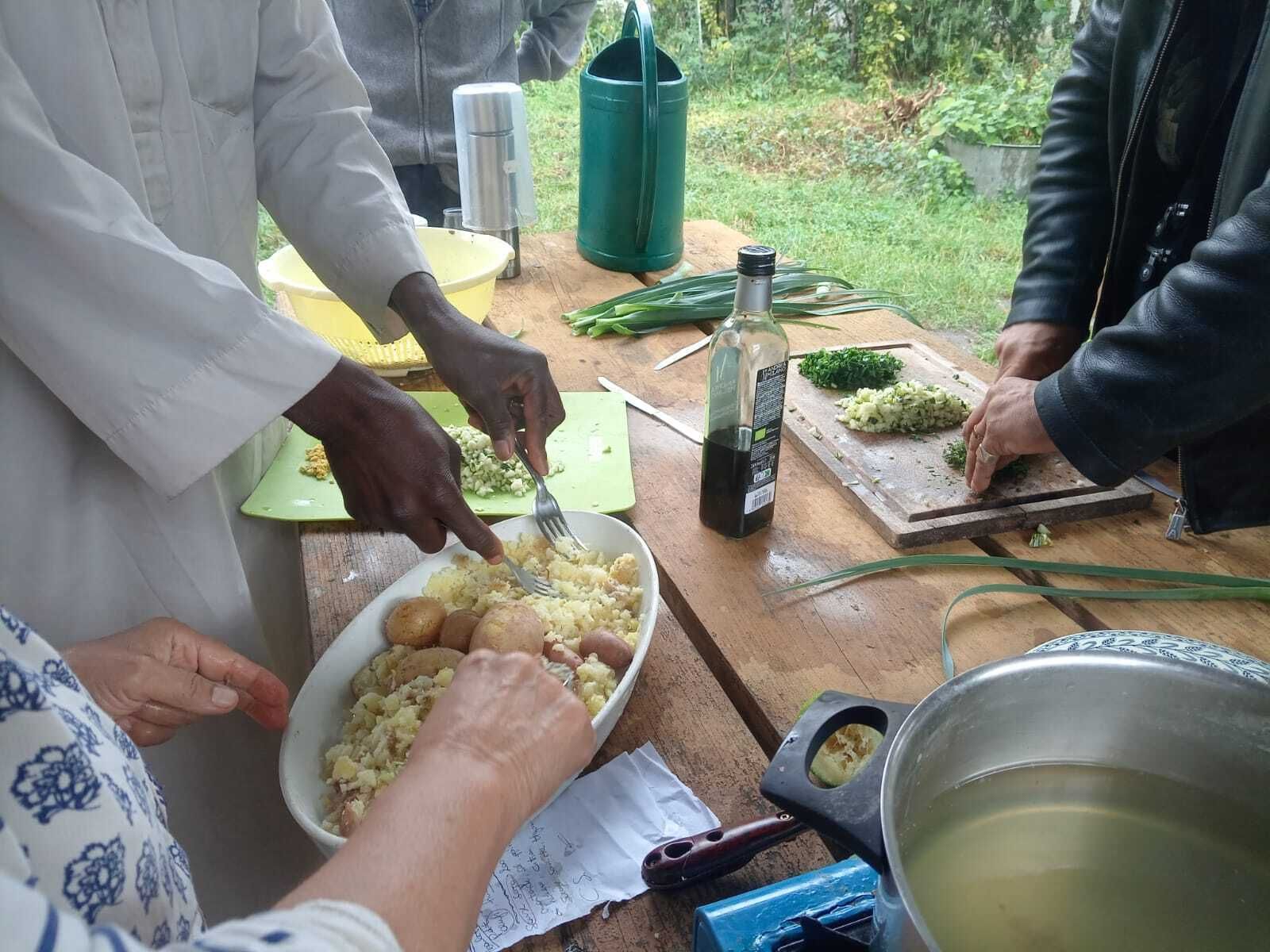 Atelier cuisine avec l'Association Culture(s) en Herbe(s)