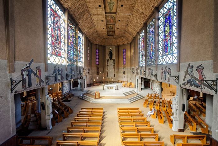 Visite libre de l'église Sainte-Thérèse-de-l’Enfant-Jésus