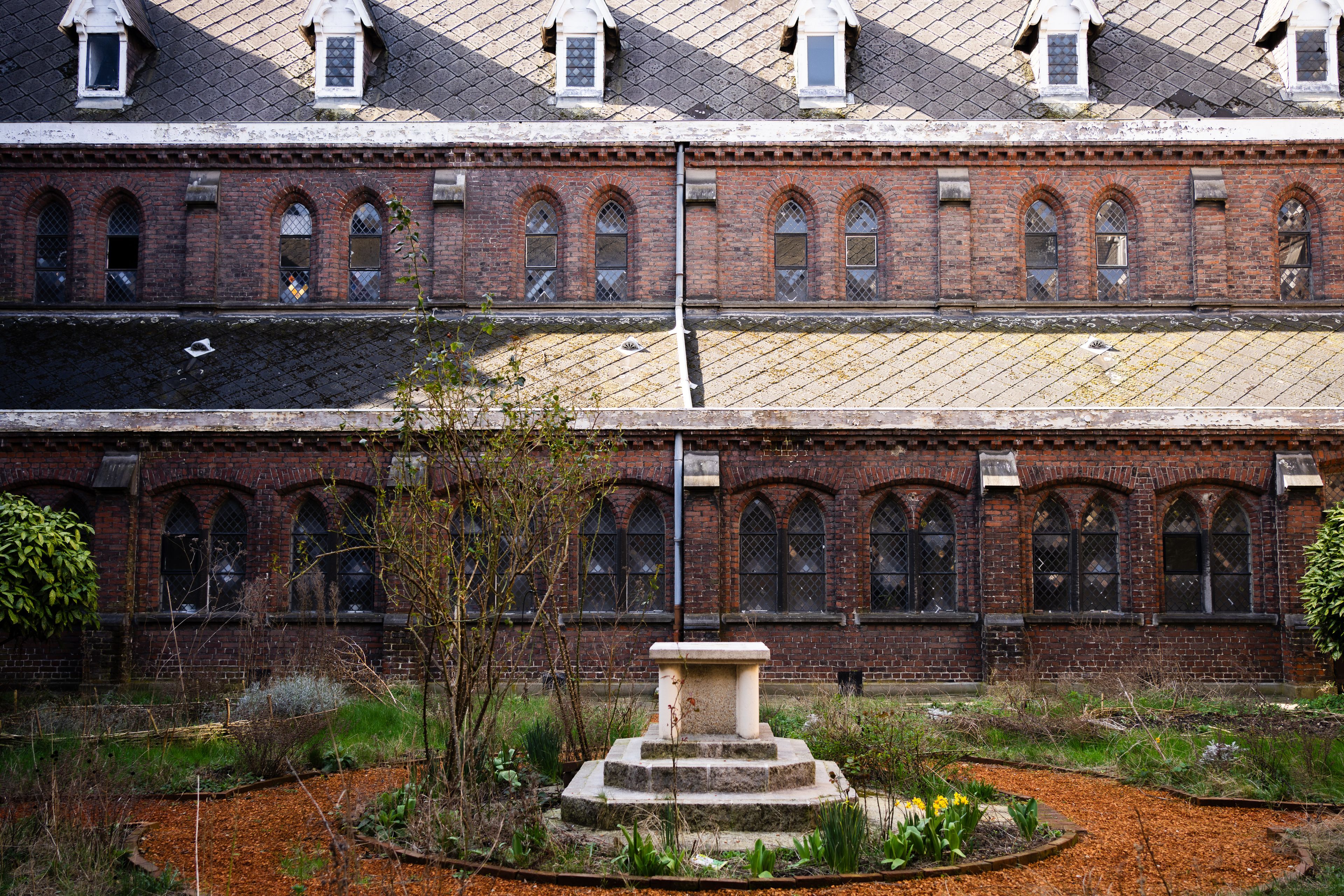 Visite à 2 voix au Monastère des Clarisses