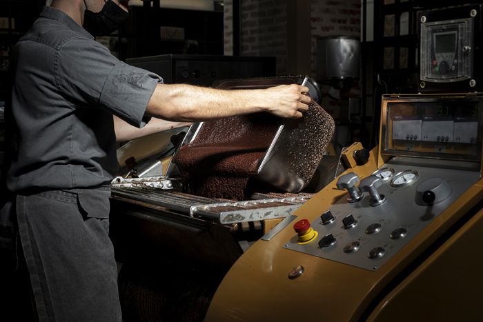 Visite de la Manufacture de Roquette - Alain Ducasse Chocolat