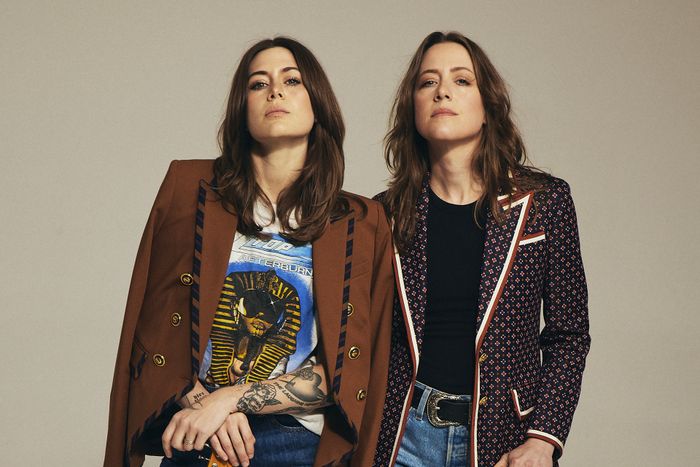 LARKIN POE