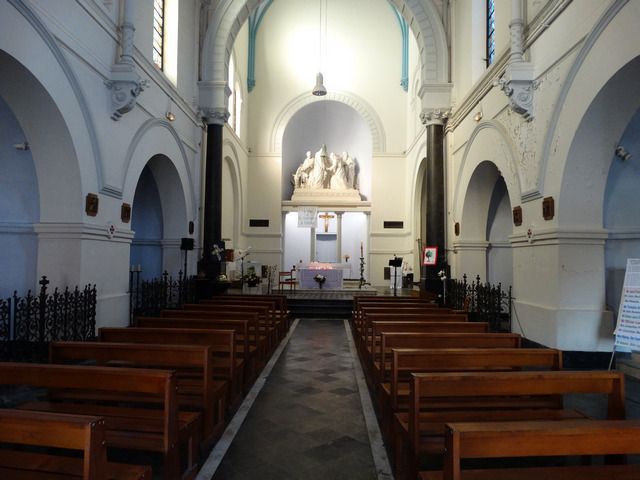 Visits and Musical Impromptu Performances at the Église du Sacré-Cœur