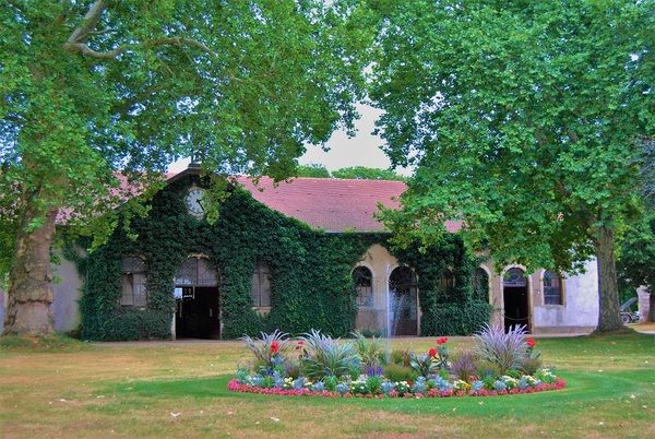 Haras régional de Rosières-aux-Salines