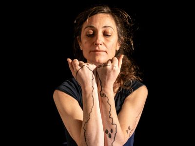 L'armoire d'Olga - Compagnie Nina