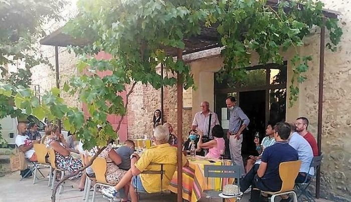 Apéritif vigneron au " Domaine Villeclare "
