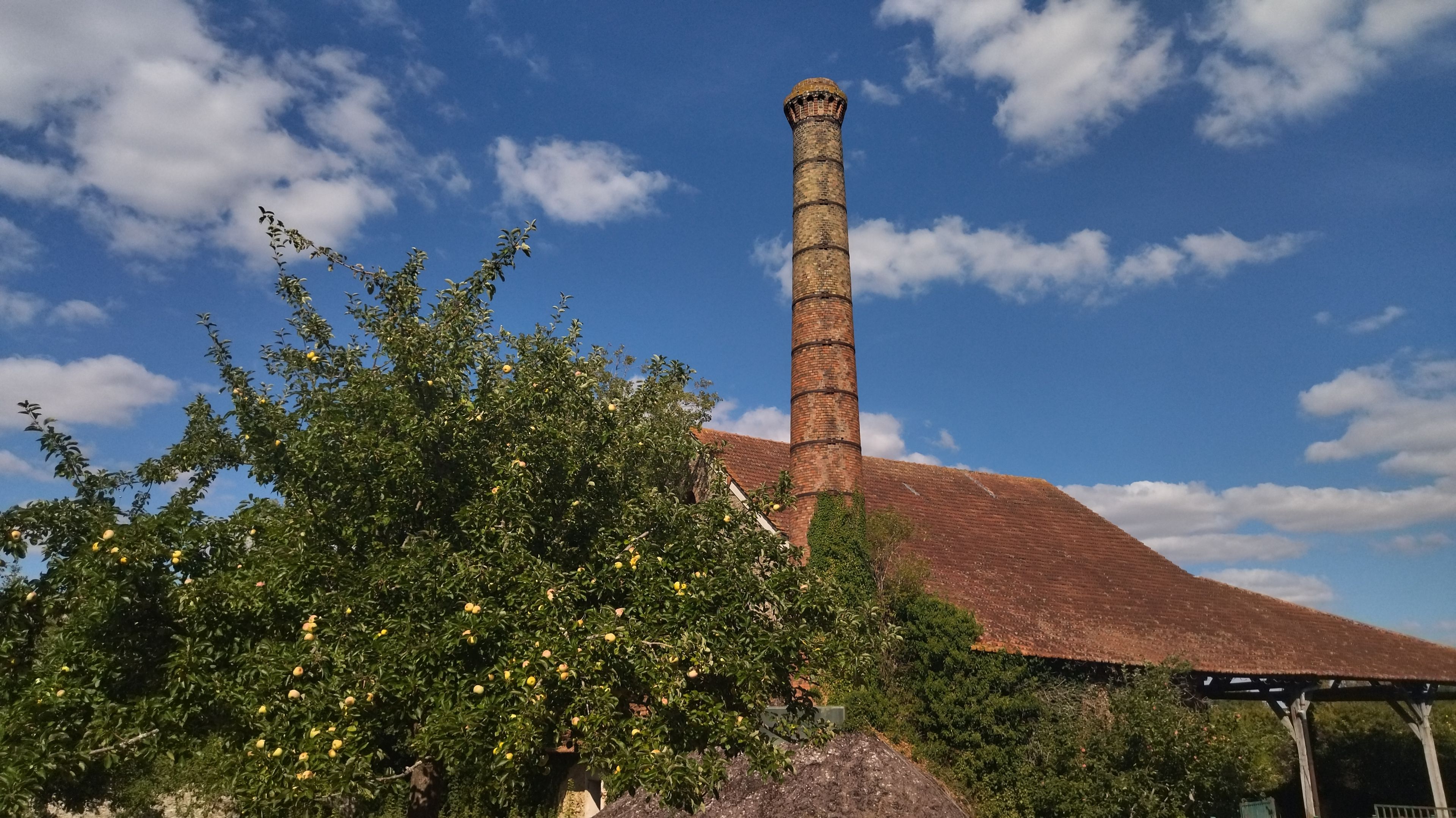 Réhabilitation de la ferme du Coulevrain et fête du miel et de la pomme