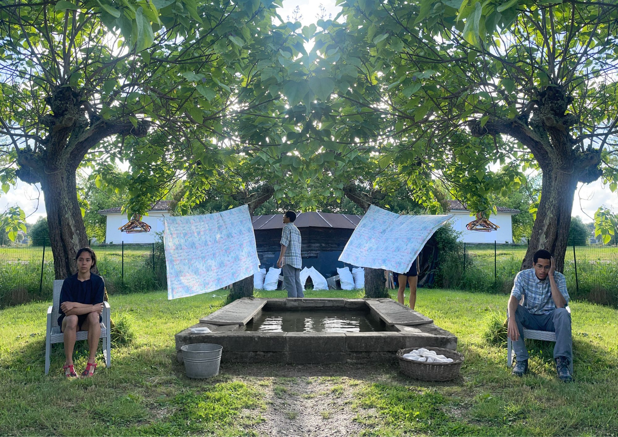 Une main lave l'autre - End of residency performance by Teddy Boussengui