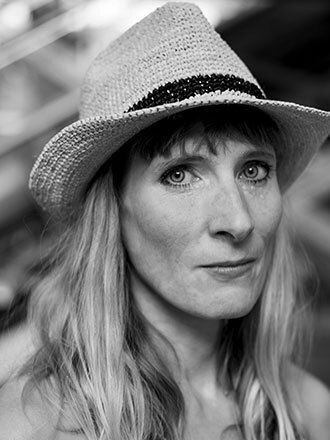 Une bouteille à la mer avec l'autrice de BD Zelba