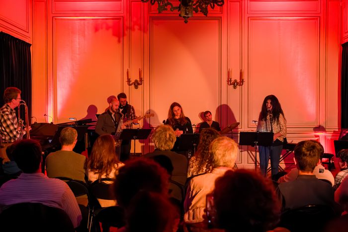 En salle Rameau, les musiciens du département jazz livreront un savant mélange de reprises de standards, d’improvisations et d’arrangements qu'ils joueront pour le plaisir de vos oreilles