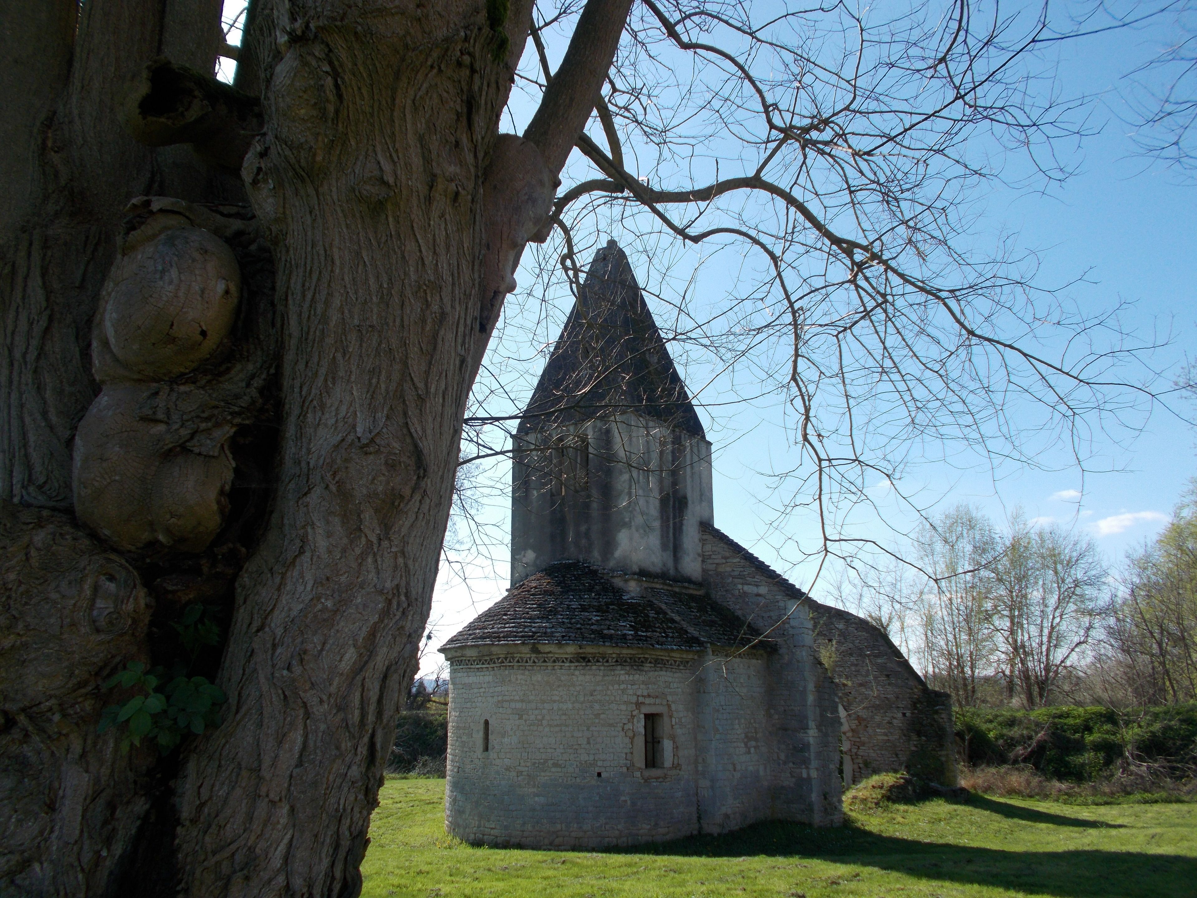 Ancienne église Saint-Vincent de La Loyère