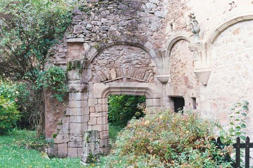 Vieux château de Vicq-sur-Breuilh