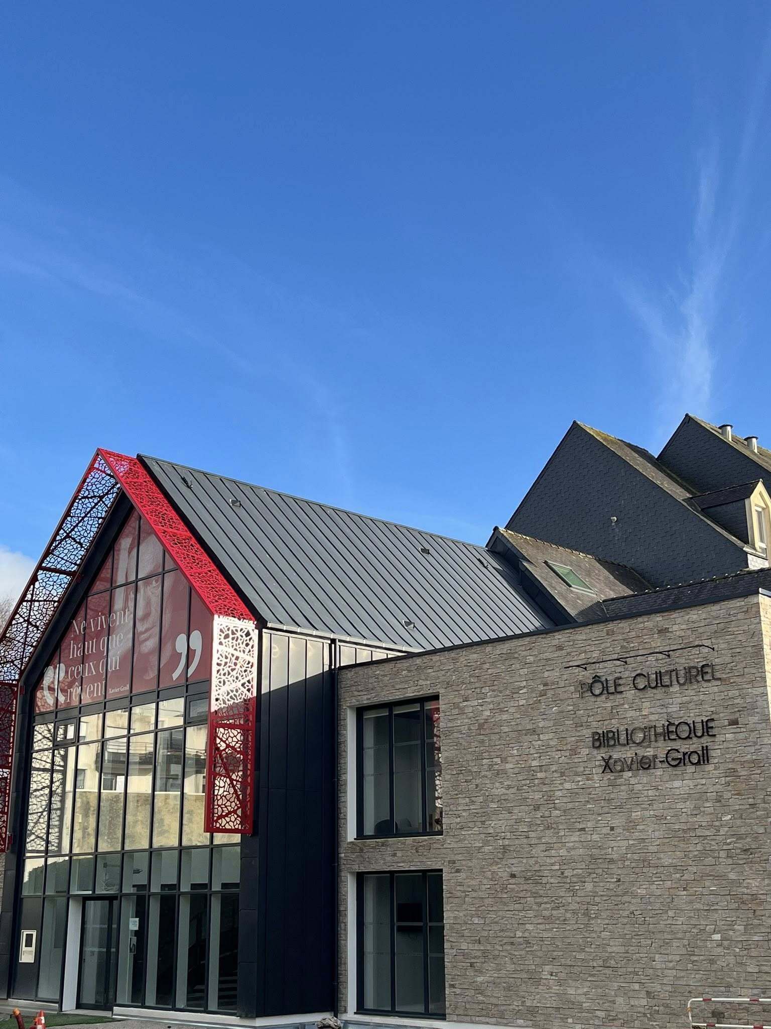 Pôle culturel - Bibliothèque Xavier-Grall