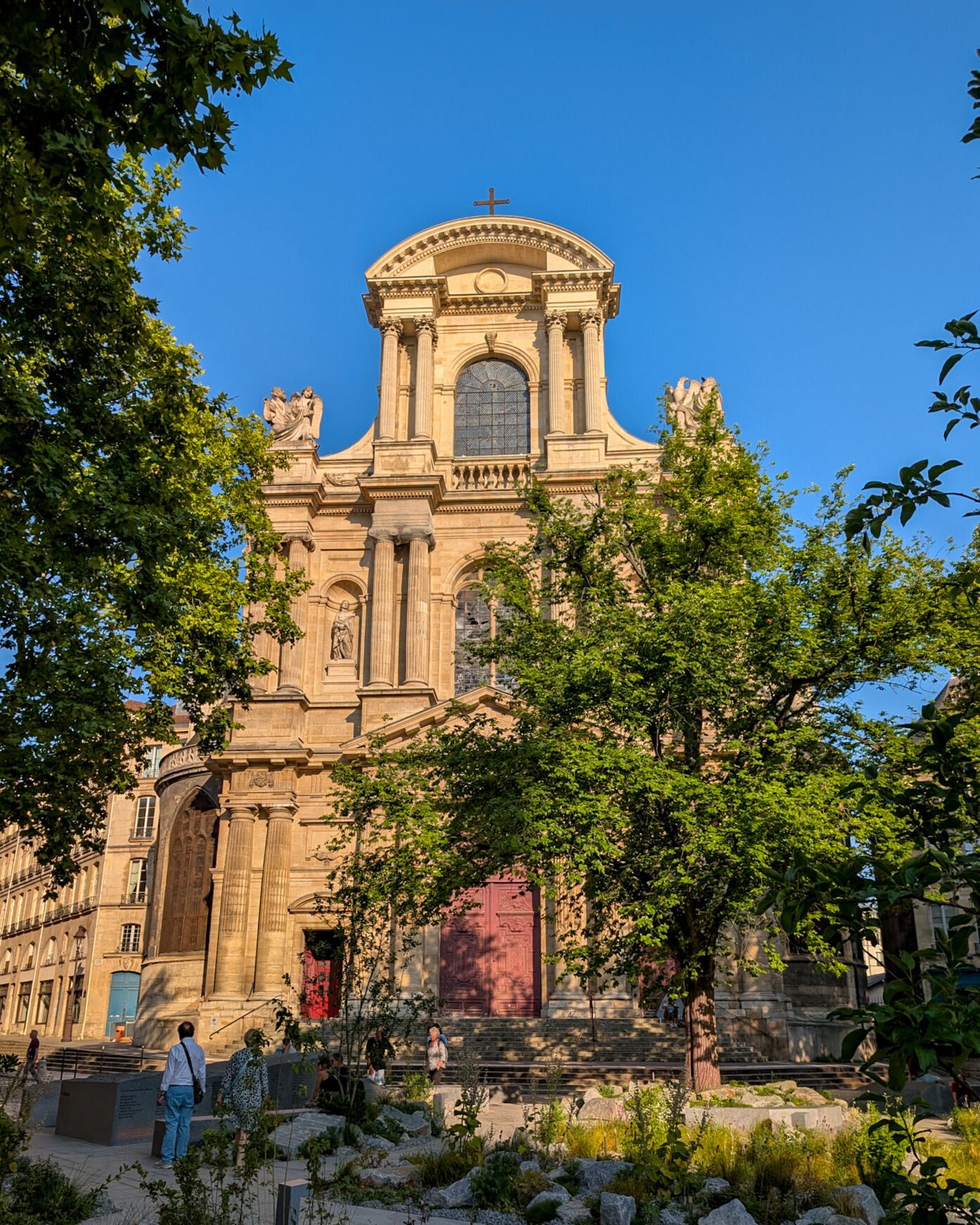 Église Saint-Gervais-Saint-Protais