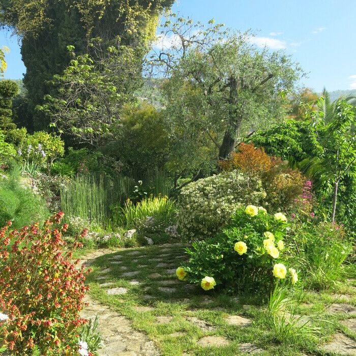 Besichtigung des Gartens der Villa Fort France, der vom Ministerium für Kultur als bemerkenswerter Garten ausgezeichnet wurde.