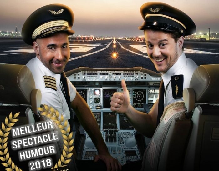 Entre « Y a-t-il  un pilote dans l'avion ? » et l'humour décalé des Monty Python, les deux comédiens vous feront voyager dans des situations aussi drôles que farfelues et des gags totalement absurdes.