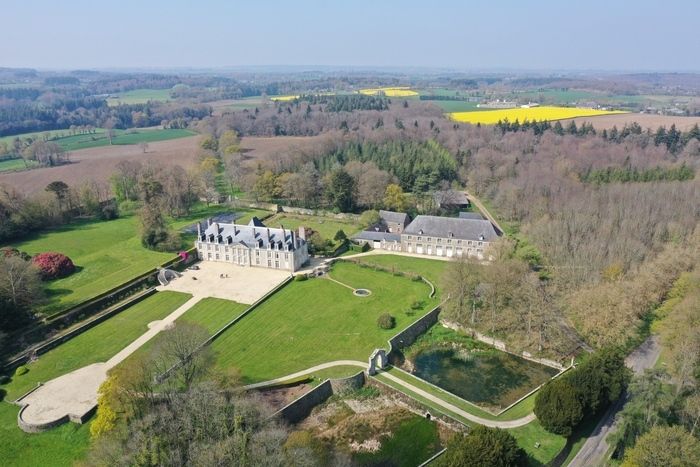 Freier Besuch des Terrassenparks mit Blick auf die umliegende Landschaft.