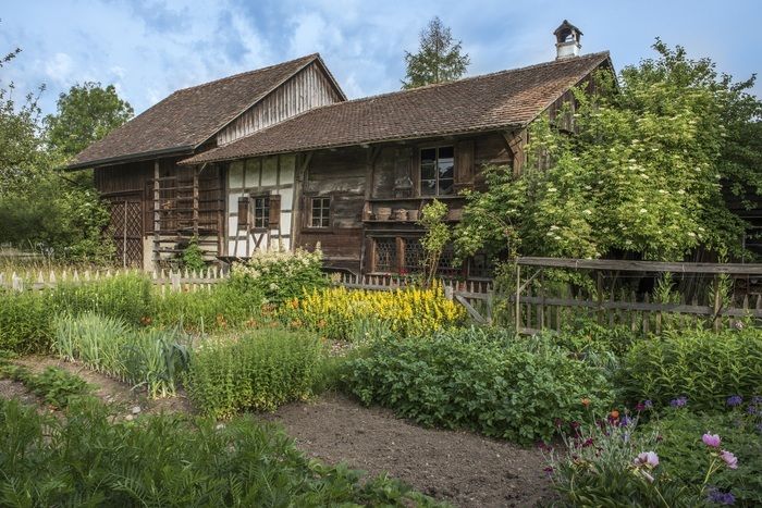 An diesem Tag laden traditionelle Nutzgärten bis hin zum Klostergarten zum Besuch ein. Das ländliche Kulturgut Bauerngarten erhalten: Das ist das Ziel der Bauerngarten-Route Thurgau.