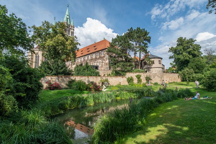 Aufgrund der Unwetterwarnungen abgesagt - Erkunden Sie den historischen Naumburger Domgarten und entdecken Sie die Inspirationen des Naumburger Meisters.