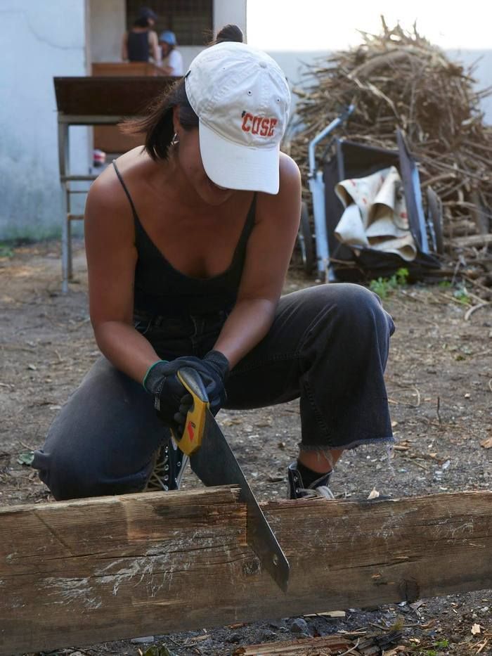 Avant l'ouverture du Sample, nouveau tiers-lieu à Bagnolet, venez participé au chantier de réalisation de la terrasse et la cuisine collective !