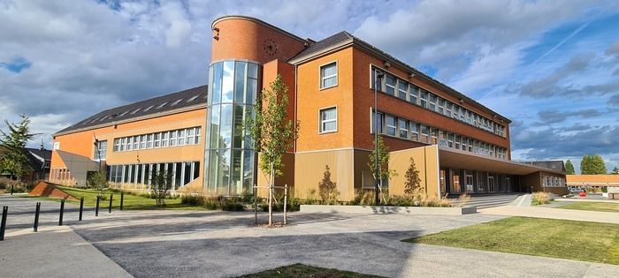 IMT Nord Europe, grande école d'ingénieur et centre de recherche, ouvre les portes de son éco-campus à Douai. Au programme : ateliers ludiques et scientifiques, exposition et visites de laboratoire.