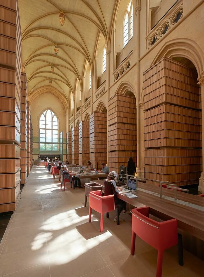 En 2004, l'Imec ouvrait au public sa nouvelle bibliothèque de recherche, dans la superbe église abbatiale de l'abbaye d'Ardenne. À l'occasion de cette nouvelle édition des Journées européennes du pat…