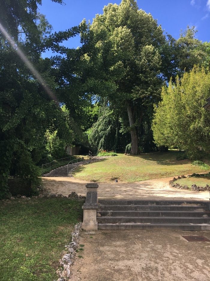 Freier Besuch des Parc Lamugnière in Arc-lès-Gray.