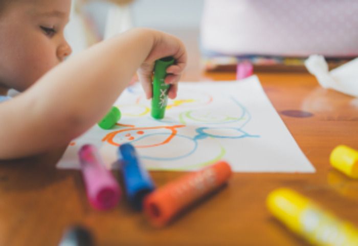 Mireille de la Chesnay propose un atelier dessin pour les enfants. Laisses parler ta créativité au cours de cet atelier !