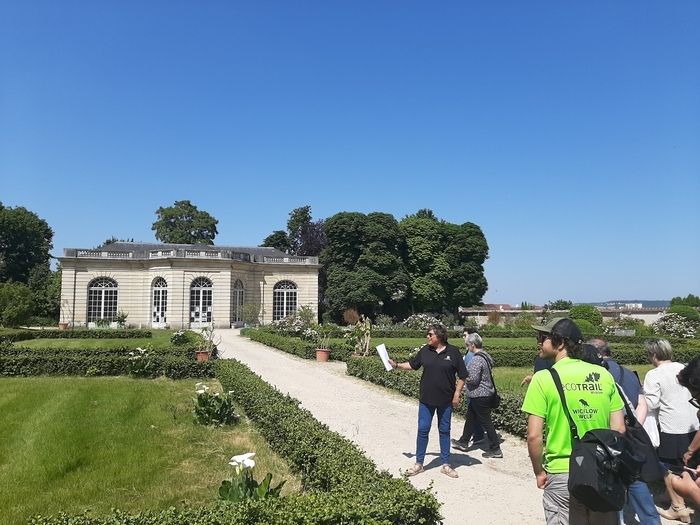 Treffen Sie die Gärtner von Champs-sur-Marne und tauschen Sie sich mit ihnen über ihre Arbeit in diesem großen Garten von 85 Hektar aus.