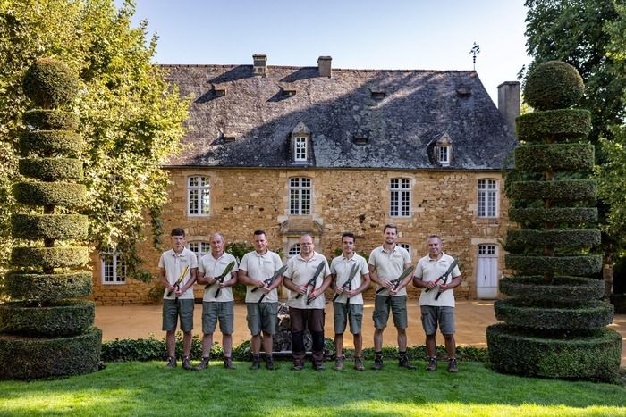 Besucher können sich mit den außergewöhnlich verfügbaren Gärtnern von Eyrignac austauschen, um ihre wertvollen Tipps für einen gepflegten Garten zu teilen. Diese jährliche Veranstaltung ist ein Muss..