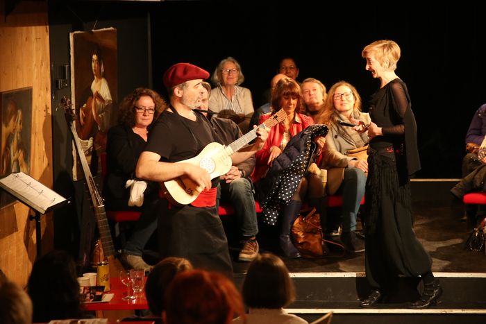 Spectacle familial à partir de 7 ans par l'Ensemble Faenza en résidence dans le Grand Est dans le cadre inhabituel d'une péniche.