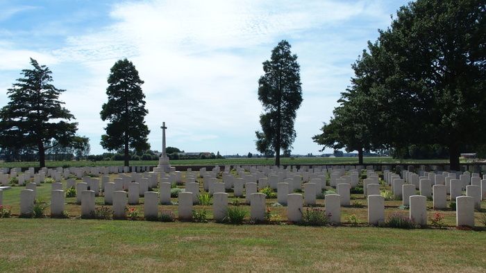 Visite guidée du Mémorial et cimetière militaire du Touret (Richebourg)