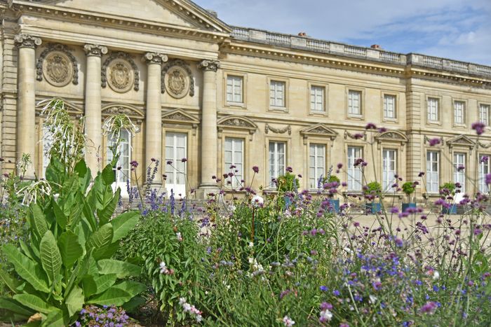 Anlässlich der Rendez-vous aux Jardins bietet das Château de Compiègne spezielle Aktivitäten für Schulkinder im Schlosspark an!