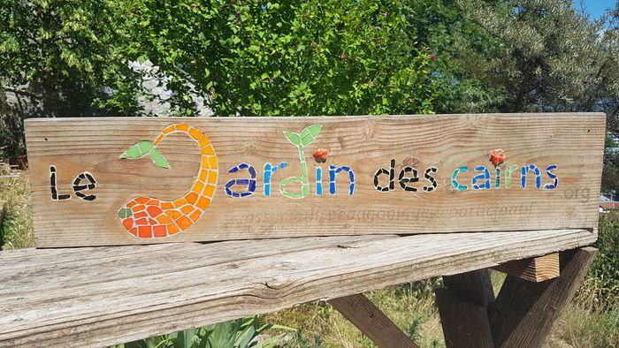 Im Garten der Cairns die Sinne trainieren