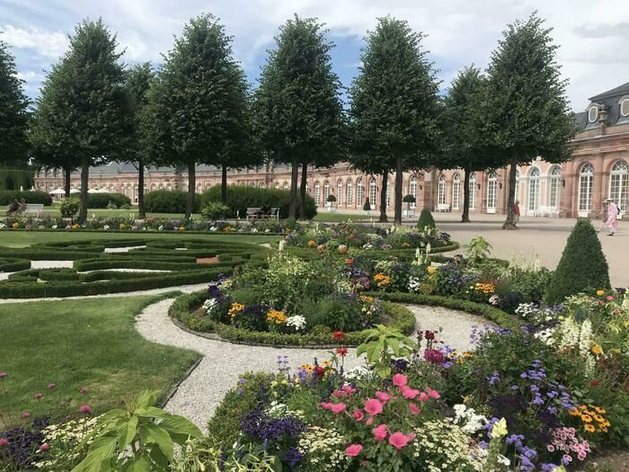 Eine große Gartenführung durch Schloss Schwetzingens malerische Barock Gärten