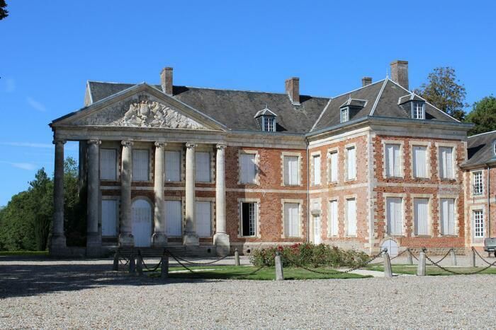 Jedes Jahr feiert Frankreich seine Gärten mit der emblematischen Veranstaltung "Rendezvous aux jardins", die vom Kulturministerium organisiert wird.