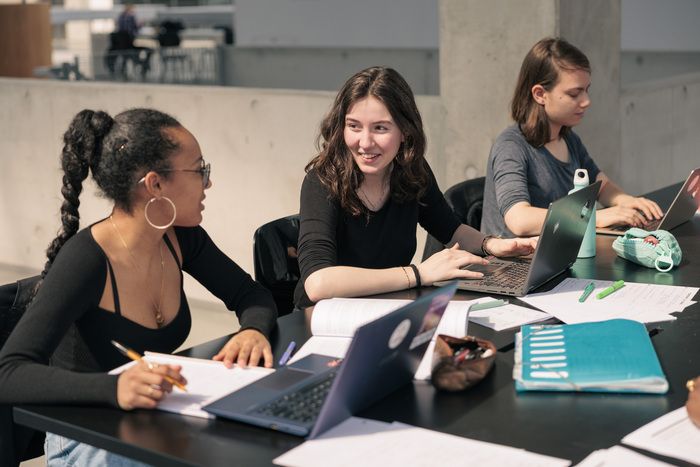 La Direction des Formations vous invite à une présentation des six cursus ingénieur spécialisé que CentraleSupélec souhaite déployer pour la rentrée 2025 sur les campus de Rennes et de Metz.