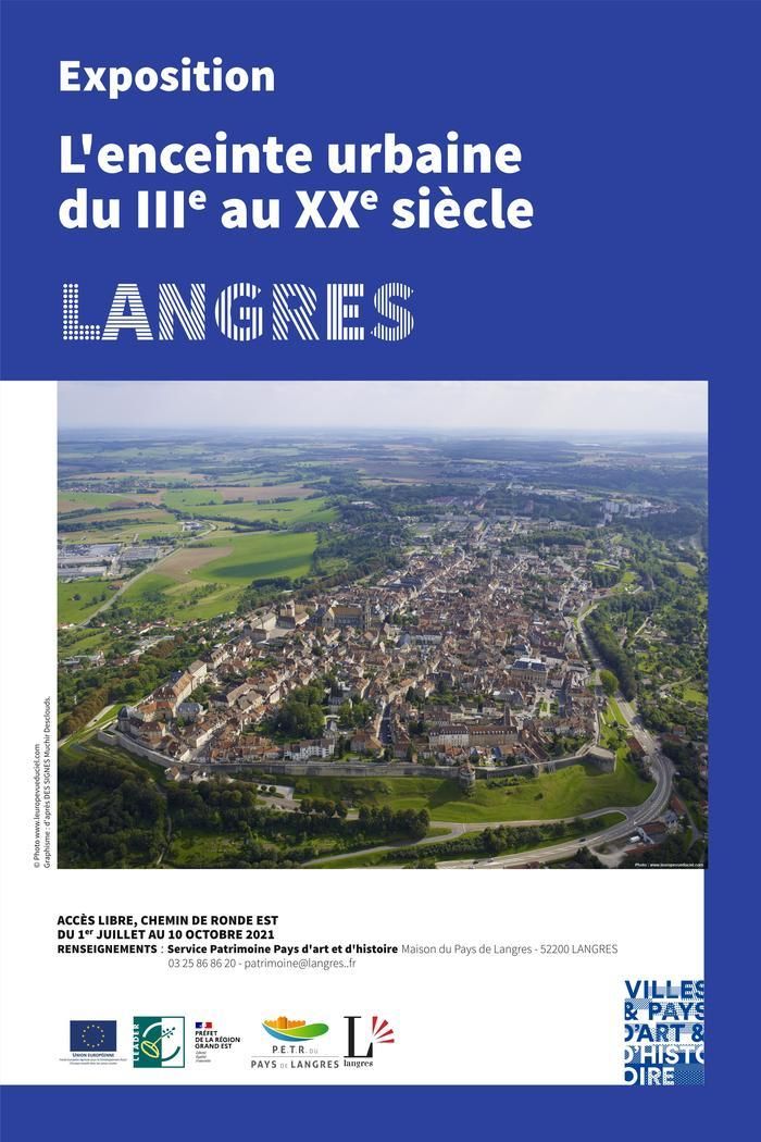 Exposition visible sur le chemin de ronde des remparts de Langres