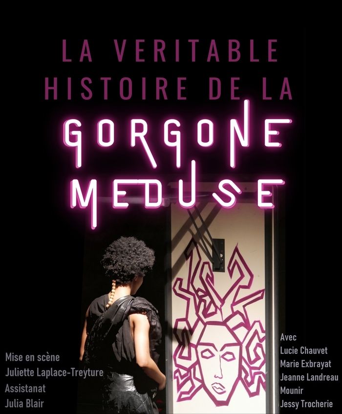 Un jour que Méduse prie dans le temple de la déesse Athéna, Poséidon s'introduit dans le sanctuaire et la viole. Méduse refuse de se taire et demande à Olympus de lui rendre justice.