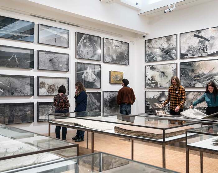 Des visites pour tout savoir sur l'univers et l'œuvre de l'artiste allemand Anselm Kiefer !