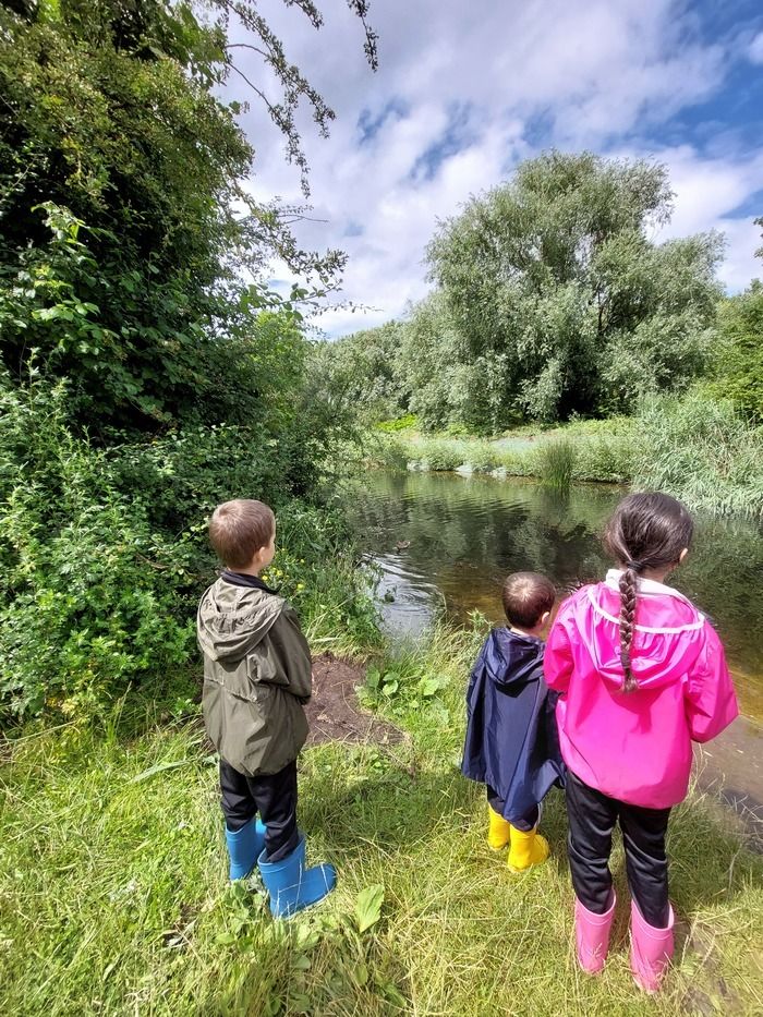 BALADE / Une balade sensible et ludique à la rencontre des trésors naturels du parc. Jouez à découvrir la nature en répondant aux défis sensoriels que nous vous proposons !