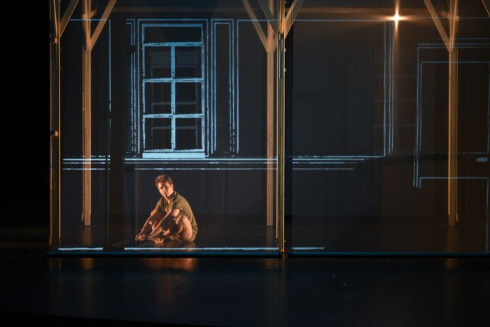 Spectacle de théâtre par la Compagnie La Traversée (Nord), mis en scène par Cédric Orain, pout tout public dès 8 ans, dans le cadre des ARPL 2023.