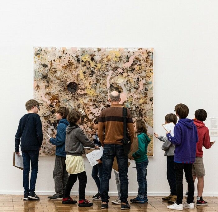 Accompagné d'un guide conférencier, découvrez l'exposition « Peindre la nature. Paysages impressionnistes du musée d'Orsay ».